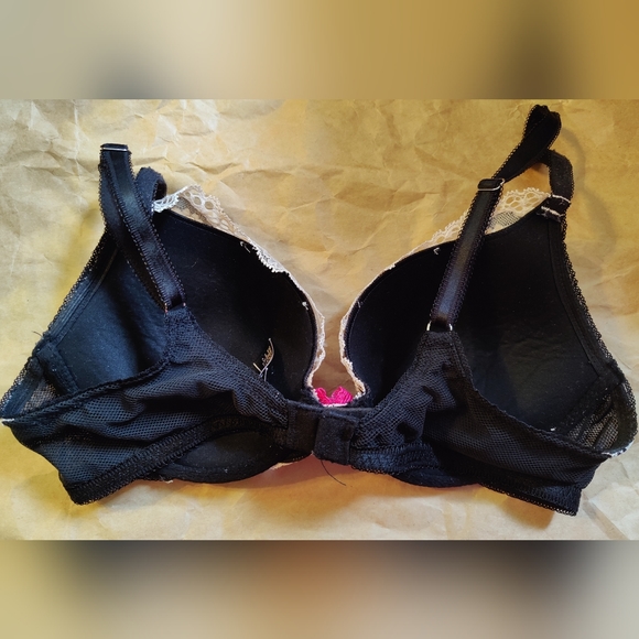 Victoria's Secret Dream Angel's Bra - Picture 2 of 3